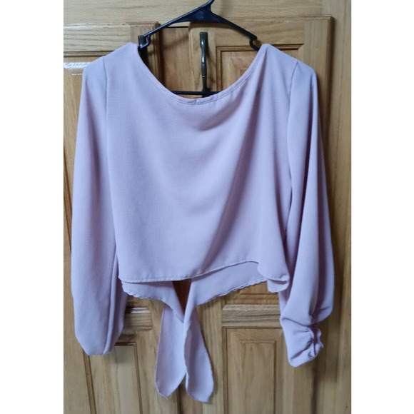 Fashion Nova Pastel Pink Tie Waist Crop Blouse Size Large - Picture 3 of 5